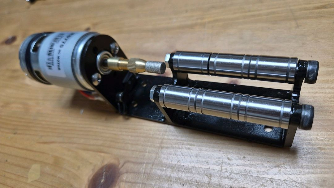 18650과 21700 배터리 갈갈이(니켈 제거)--2