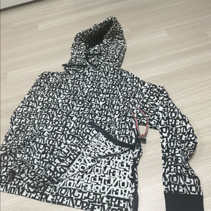 몽클레어 후드티 여성 XS사이즈로 이미지