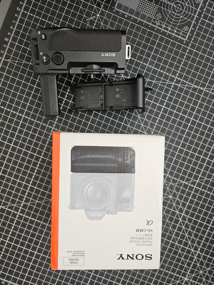 소니 vg-c4em 4세대 그립 / a7r5 a7m5 세로그립 판매합니다--2