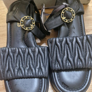 칼 라거펠트 퀼팅 샌들 240 새상품