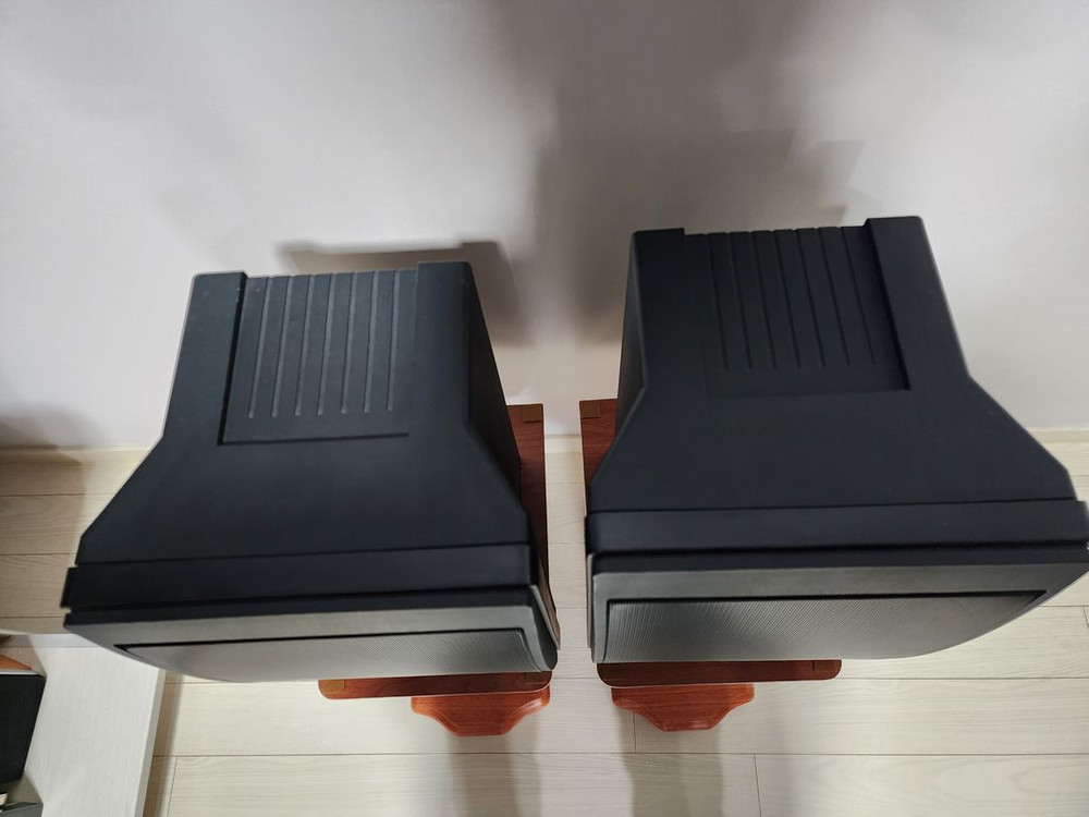 모니터스피커 준민트급 **JBL Pro VIII(Pro 5)**--1