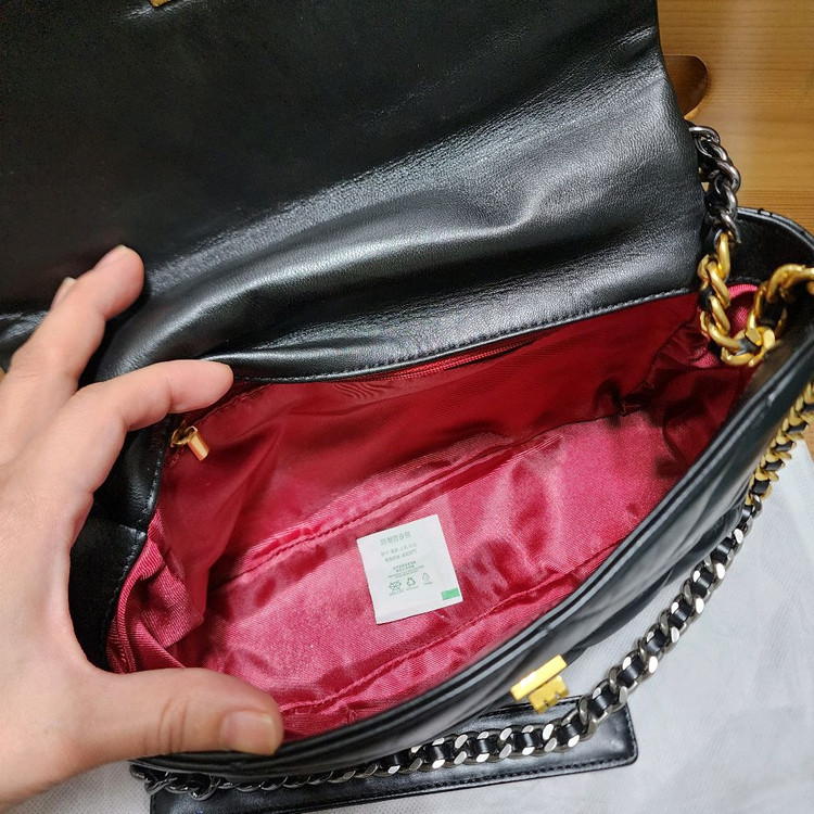 퀼팅 여성 크로스가방 양가죽 이미지