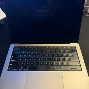 맥북 프로 14 M1 Pro 16/1TB 액정파손 (중급형)