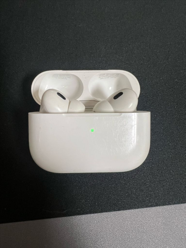 에어팟 프로2 (8핀) 이미지