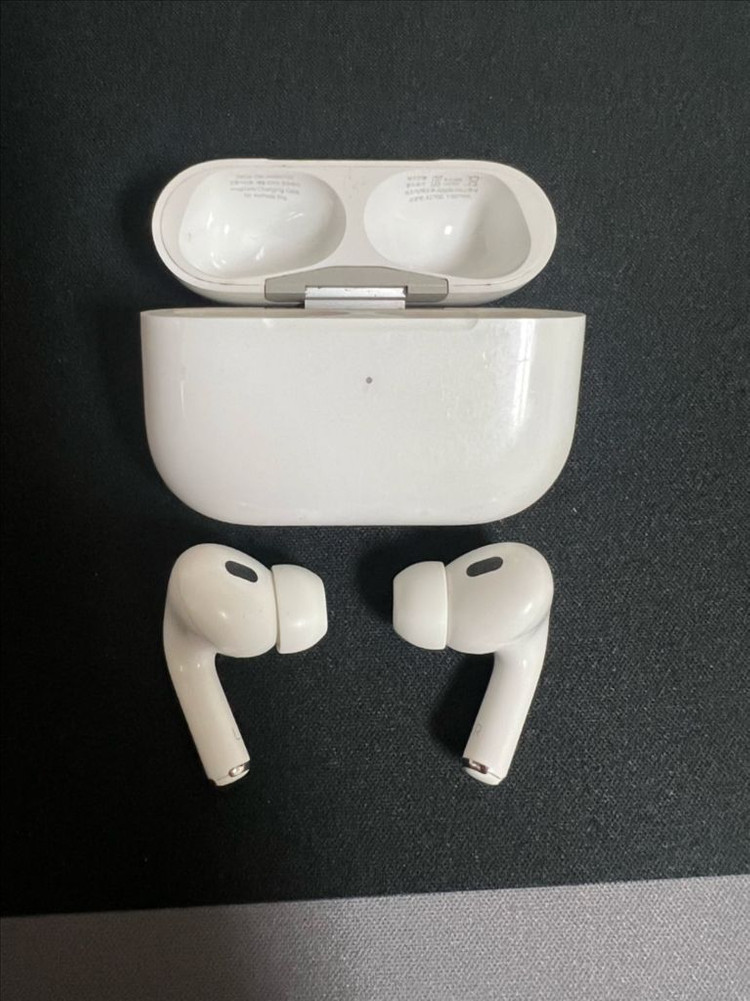 에어팟 프로2 (8핀) 이미지