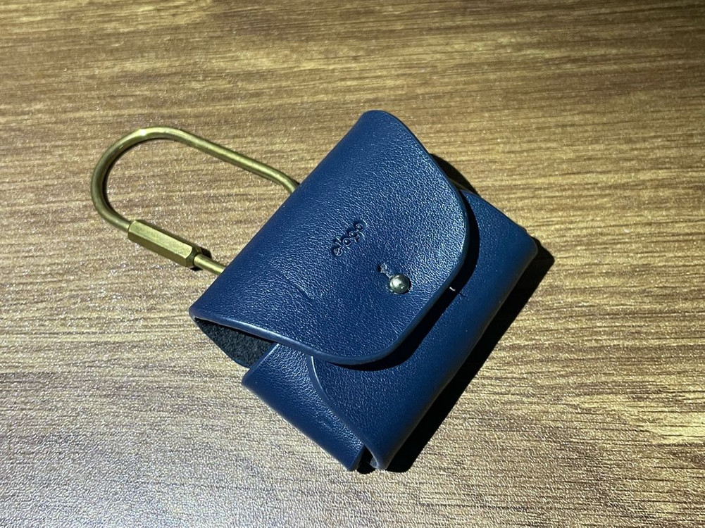 에어팟 프로 1세대, 2세대 가죽 케이스 팝니다.--3