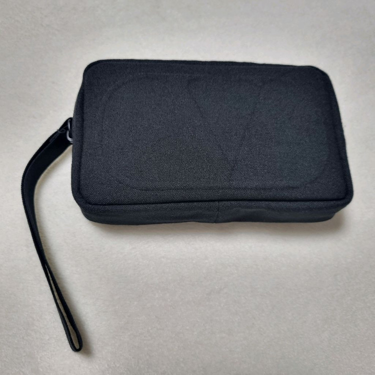 [새상품] 발렌티노 뷰티 블랙 스몰 파우치--1