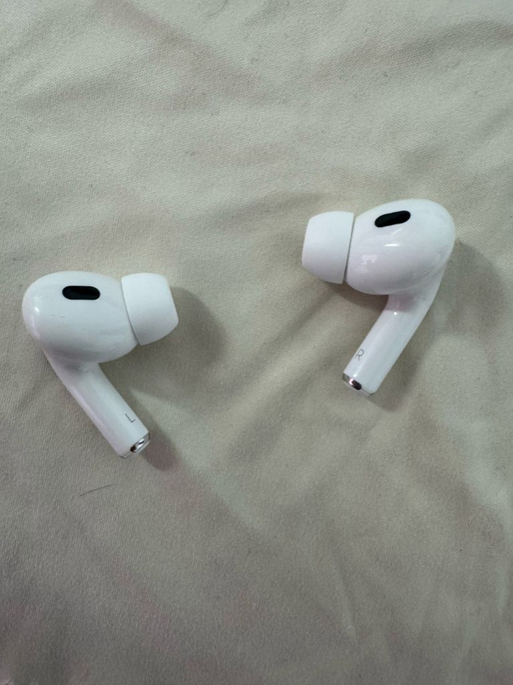 에어팟 프로 2세대 c타입 팝니다 이미지