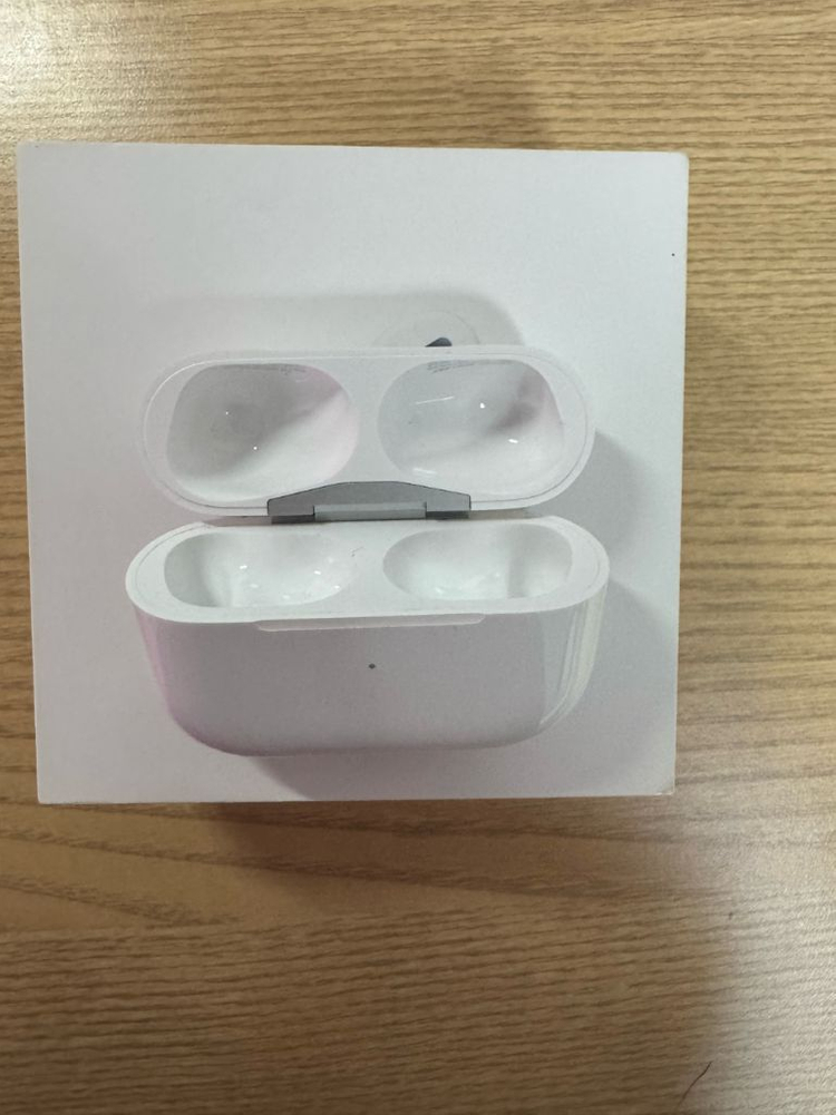 에어팟 프로 2세대 c타입 팝니다 이미지