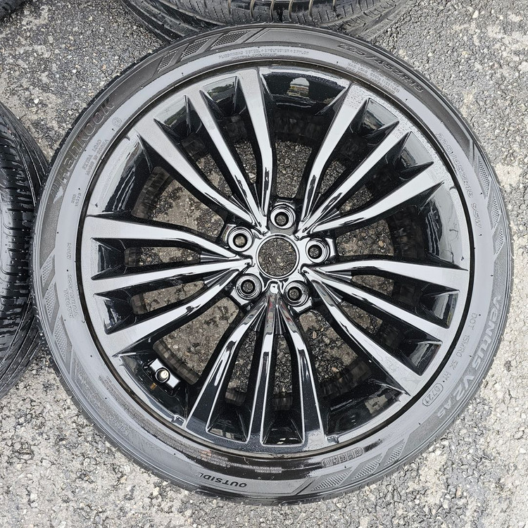 #기아 스팅어 18인치 순정 블랙유광 휠타이어 팝니다.225 45 18--4