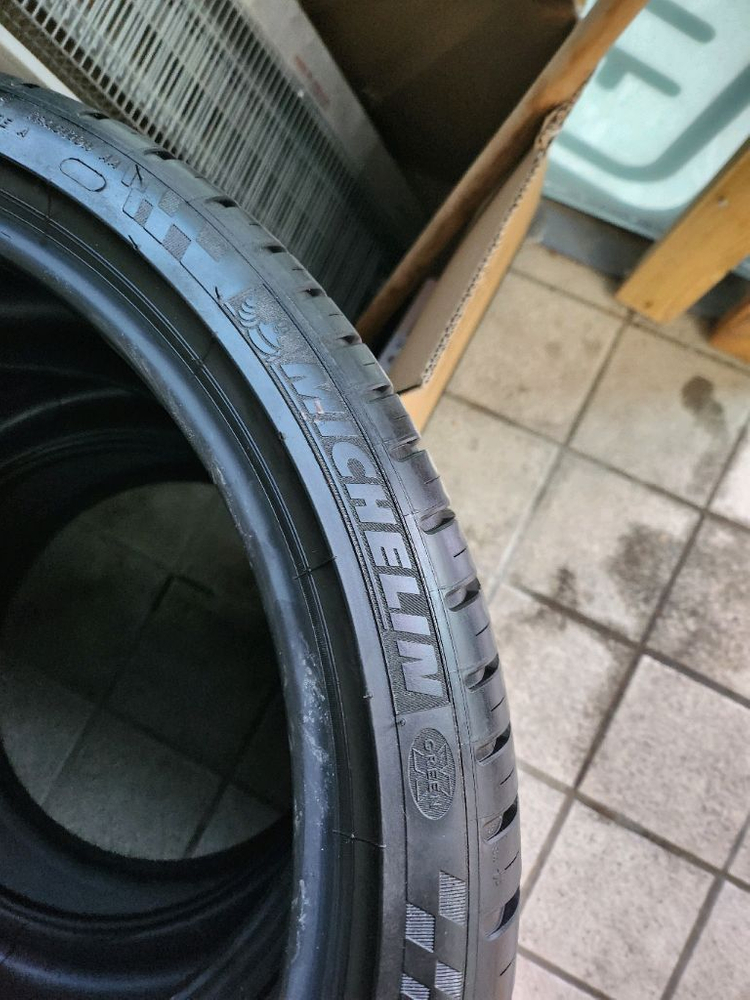 미쉐린 Pilot Sport 3 275 30 20 이미지