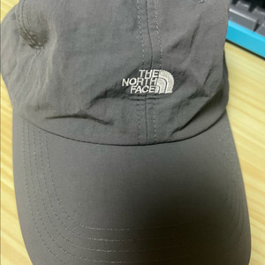 노스페이스 소프트 캠프 캡 팝니다 ne3cp06b