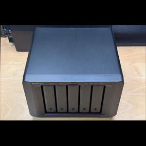 시놀로지 ds1517+ 나스 5베이 풀박스 synology 5bay nas