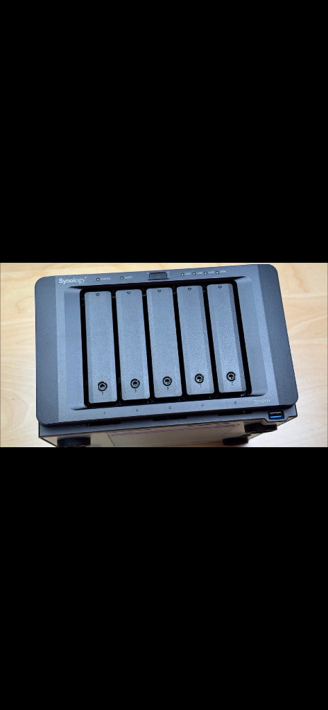 시놀로지 ds1517+ 나스 5베이 풀박스 synology 5bay nas--1