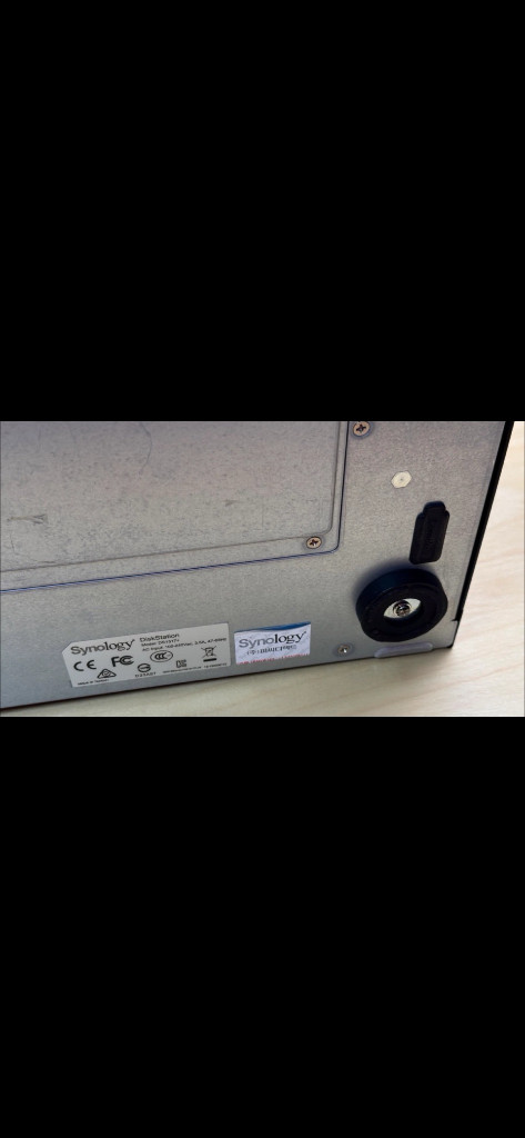 시놀로지 ds1517+ 나스 5베이 풀박스 synology 5bay nas--2