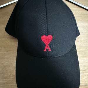 아미모자 하트 로고 볼캡
