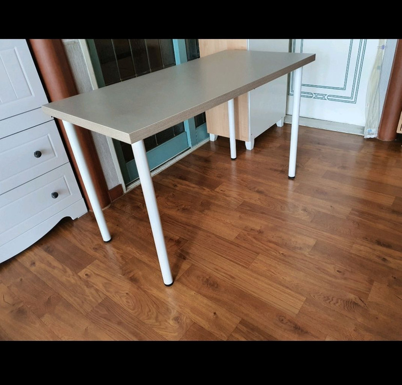 이케아 테이블 가벼우면서 튼튼 다용도로쓰기좋음 3만원 그외 원목고급의자덤--6