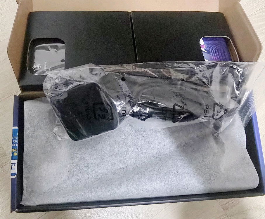 MSI CLAW8AI+ 클로 8AI+ UMPC--1