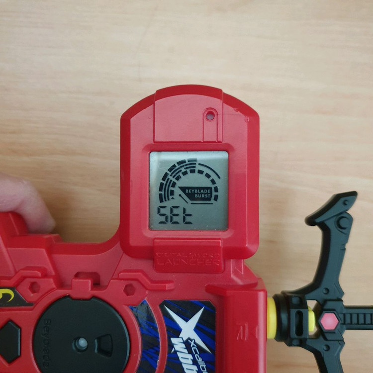 베이블레이드 디지털 소드 런처--2
