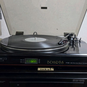 에로이카 반자동 턴테이블 TP 503 모델입니다