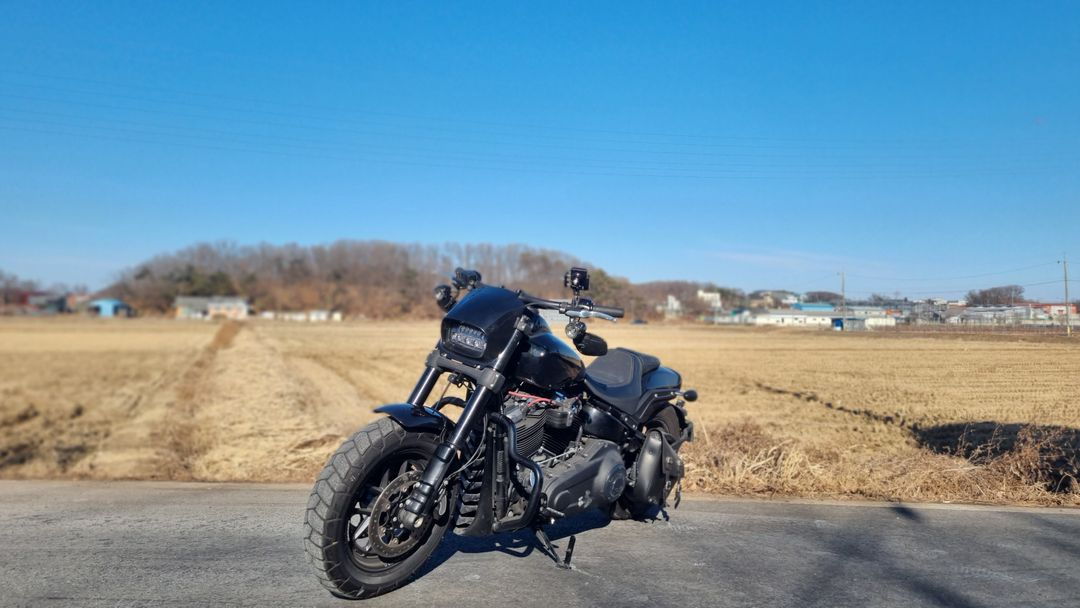 할리데이비슨 팻밥 21년식/3만대키로수/머플러구조변경완료/급매--2