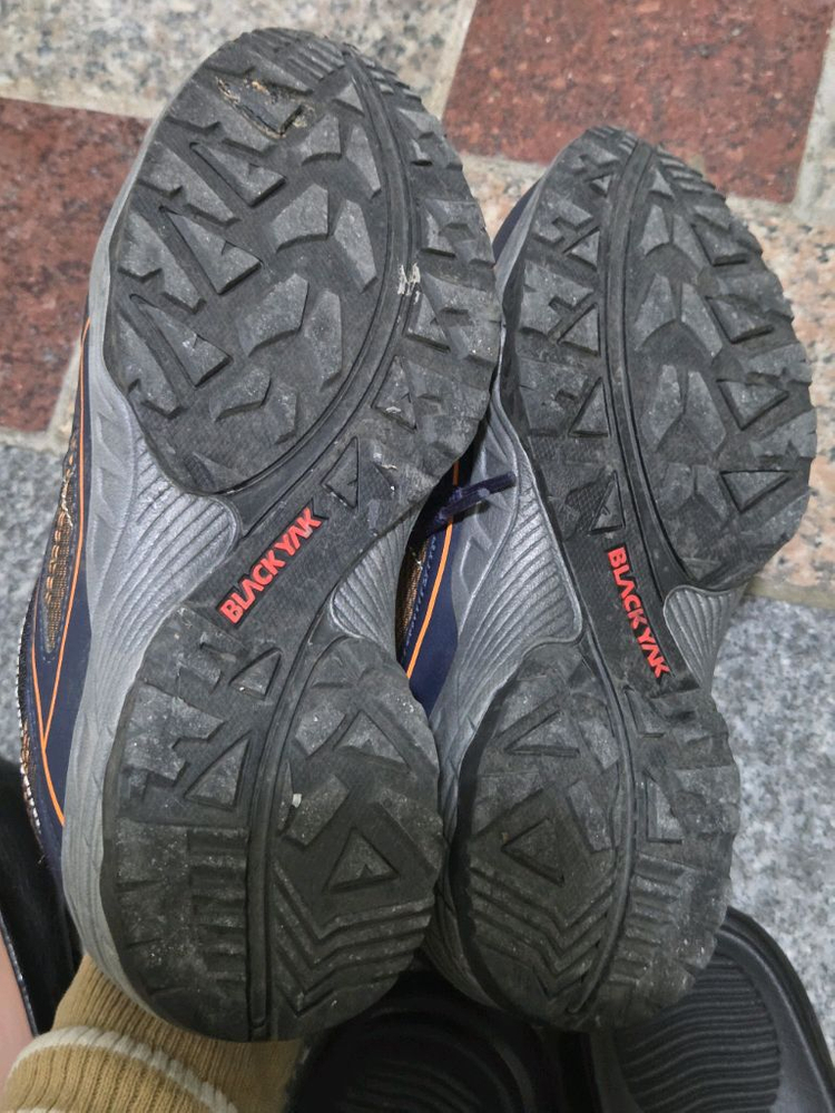 블랙야크 초경량 작업화 안전화 여성 245--3