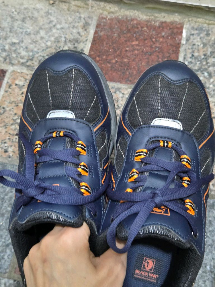 블랙야크 초경량 작업화 안전화 여성 245--4