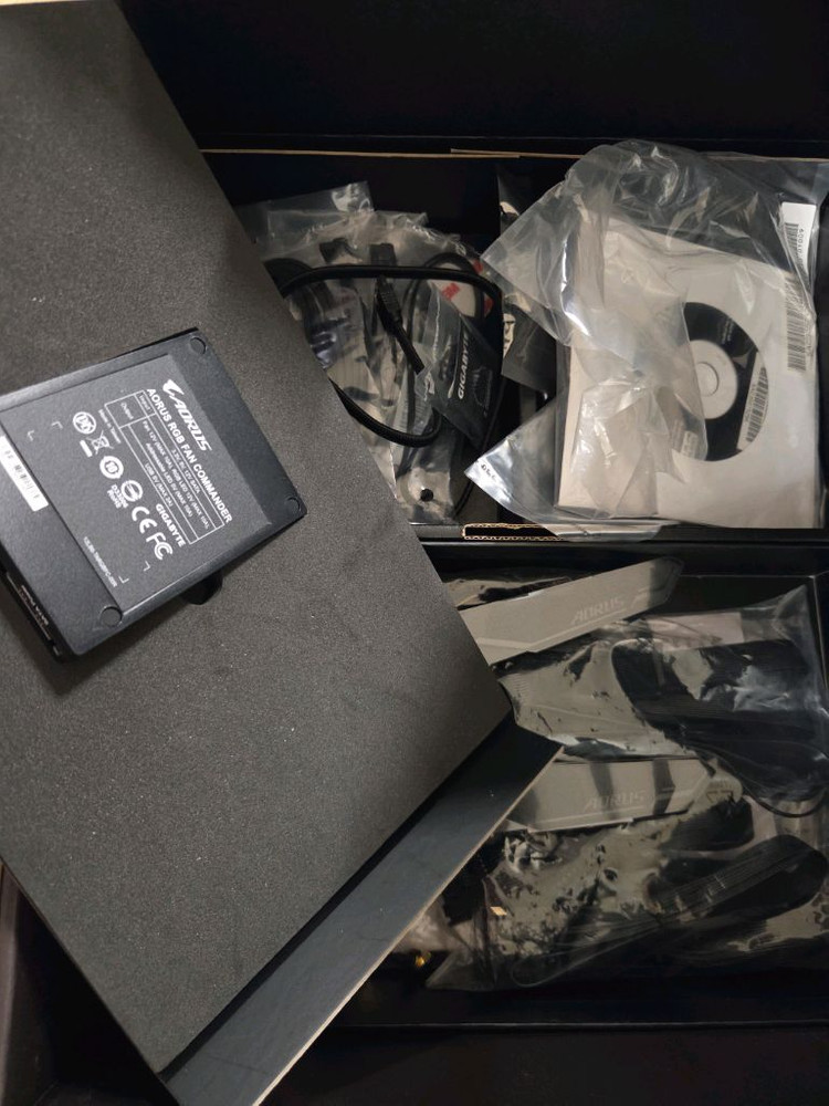 i9-9900ks, Z390 어로스 익스트림 aorus xtreme,(i9-9900k, ddr4 32gb 추가가능)--3