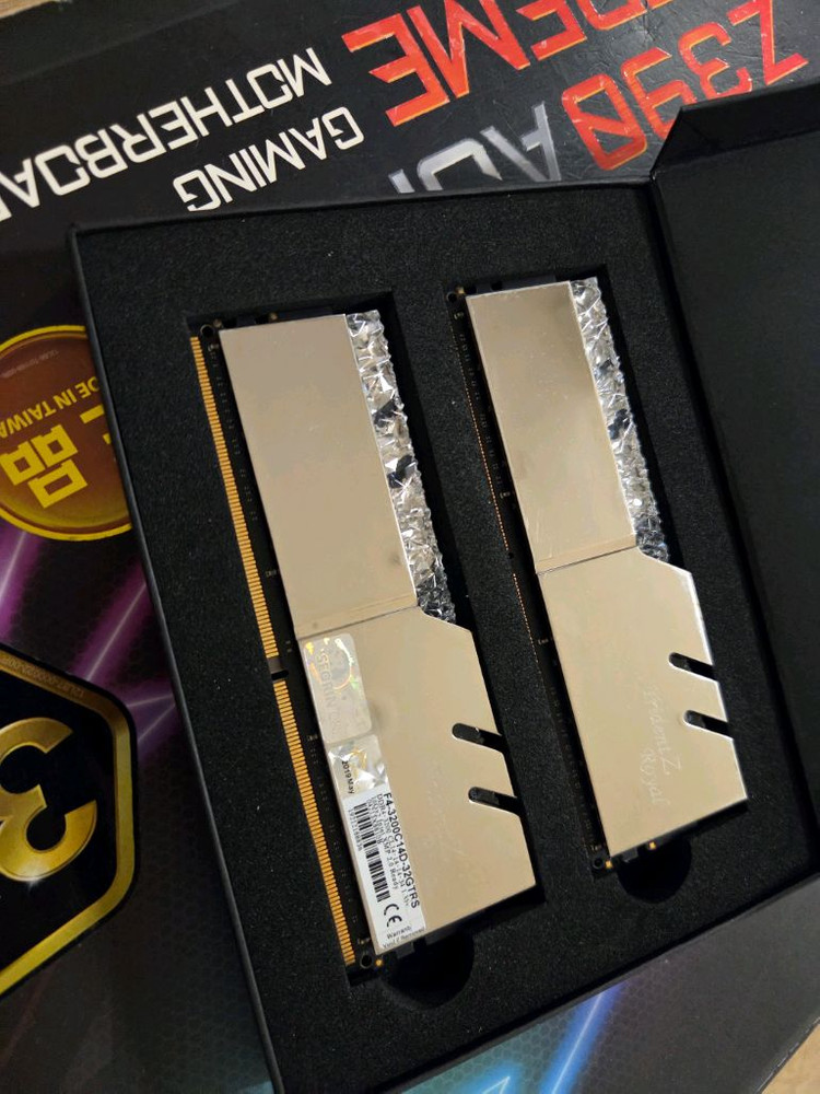 i9-9900ks, Z390 어로스 익스트림 aorus xtreme,(i9-9900k, ddr4 32gb 추가가능)--4