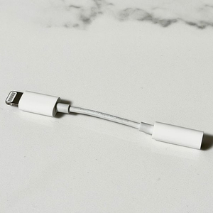 애플정품 라이트닝 3.5mm 이어폰 변환 젠더