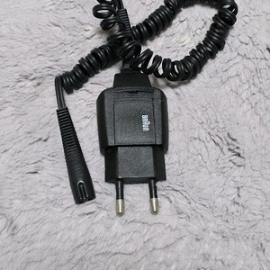 브라운면도기 충전아답터 이미지