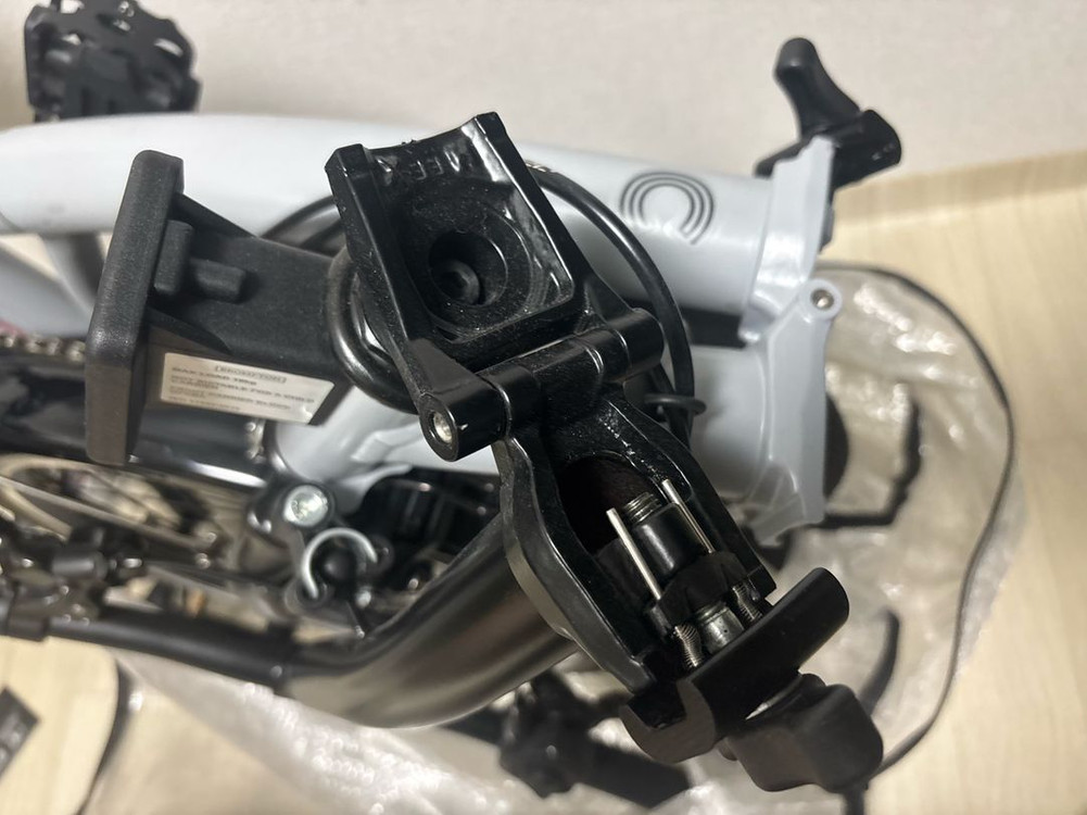 브롬톤 접이식 자전거 C라인 어반-소프트 그레이 S2E 24년식--1