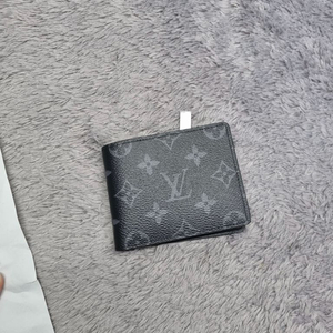 루이비통 남성 모노그램 반지갑 이미지