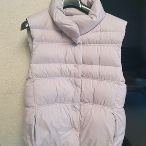 더캐시미어 패딩베스트