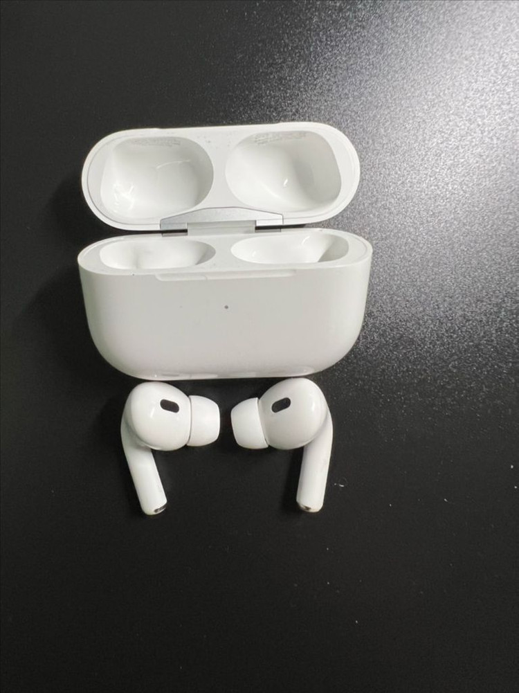 [구성 혜자,새상품급]에어팟 프로2세대 c타입 급처합니다!+사은품--1