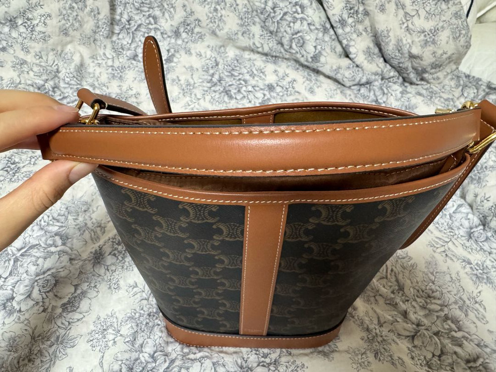 셀린느 트리오페 버킷백 스몰 이미지