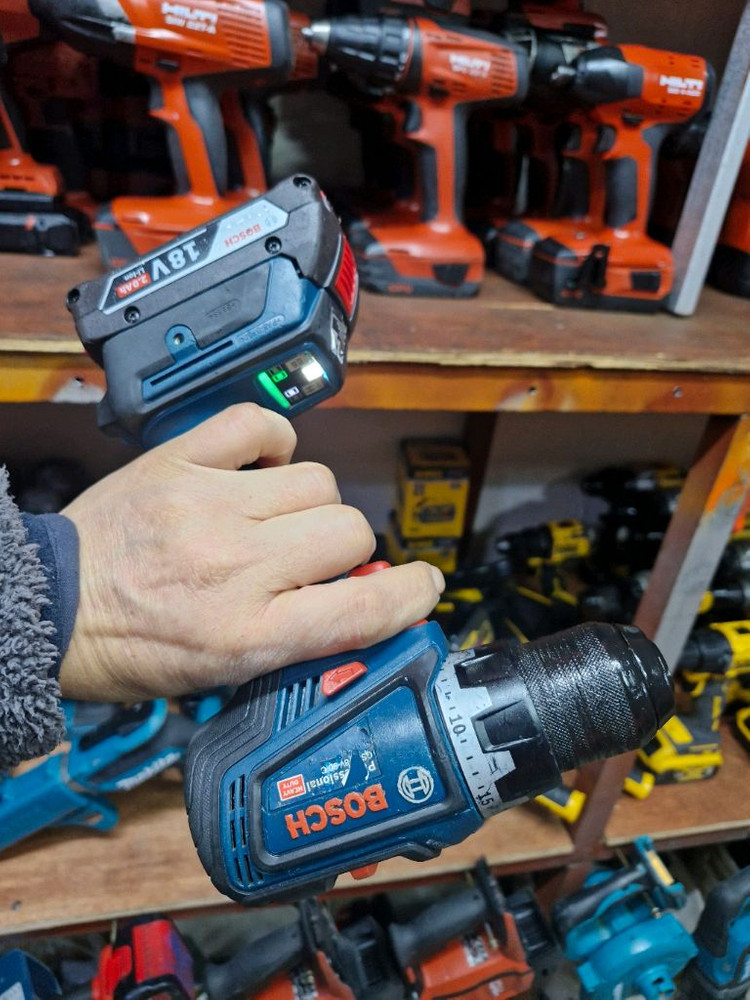 [정품]보쉬충전드릴드라이버 GSB18V90C 브러쉬리스 블루투스 킥벡A급 이미지