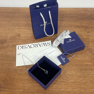 스와로브스키 블랙 스완 목걸이 풀박스