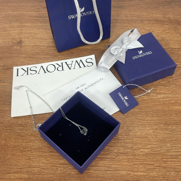 스와로브스키 블랙 스완 목걸이 풀박스--2