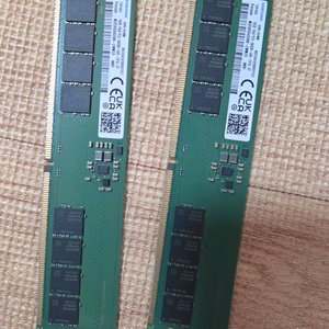 삼성램 DDR5 5600 32GB (16GB X 2개) 판매합니다.