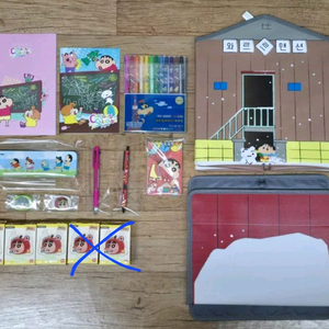 짱구는못말려 문구류 & 피규어 세트 (노트, 필통 등)
