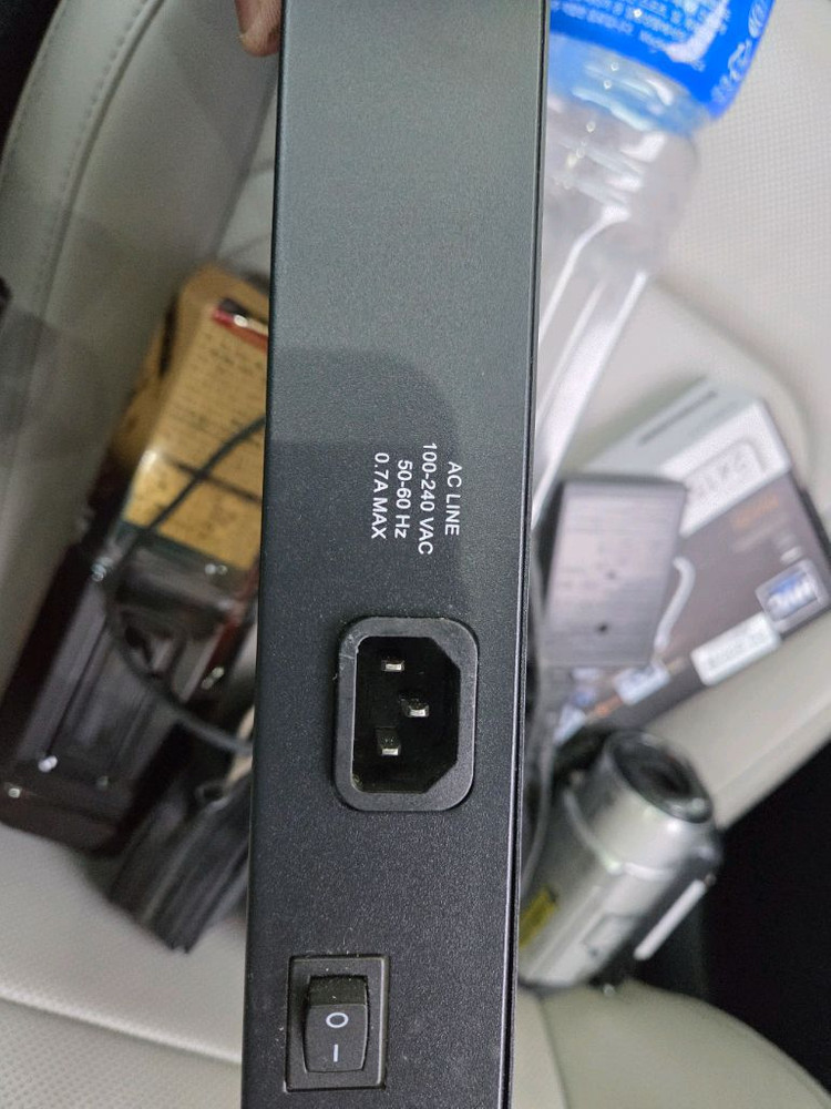 24포트 스위치--2