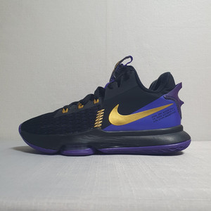 나이키 르브론 위트니스5 265 피어스퍼플