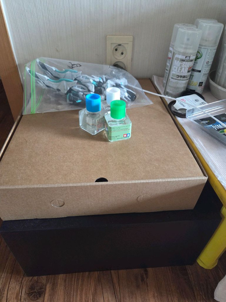 건담 일괄 처분합니다--1