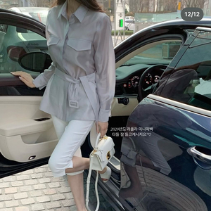 라플라 쉬어 블라우스 애쉬블루 색상