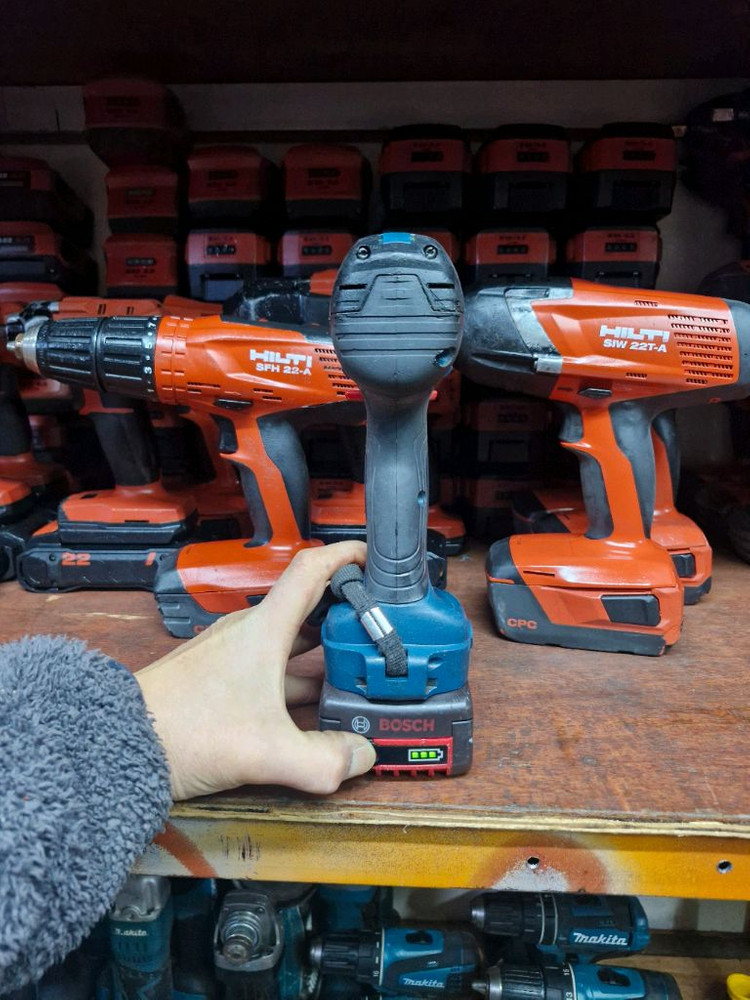 [정품]보쉬충전임팩드라이버 GDR18V160 임팩드릴 배터리포함 A급 이미지