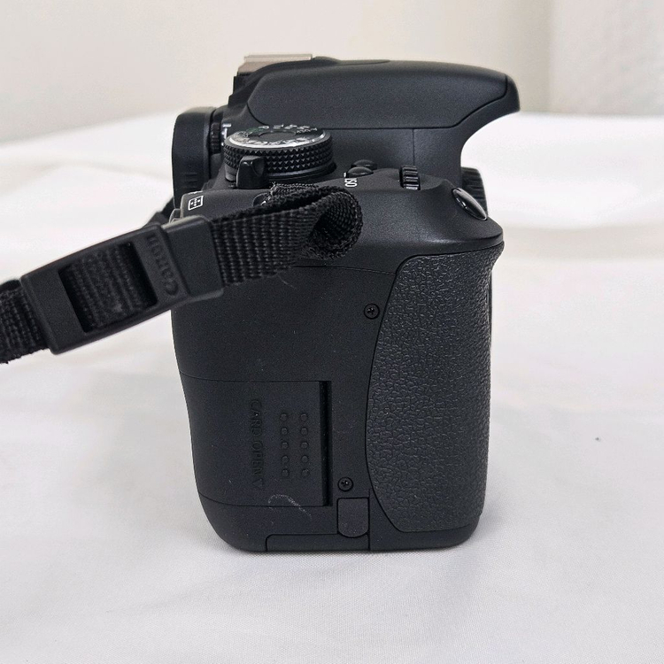 캐논 600D바디 이미지