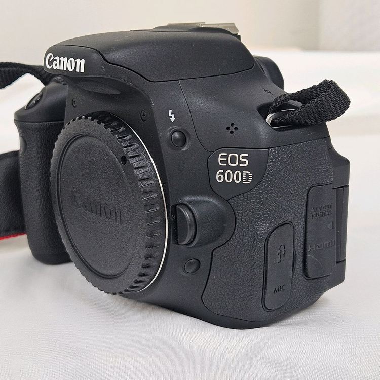 캐논 600D바디 이미지