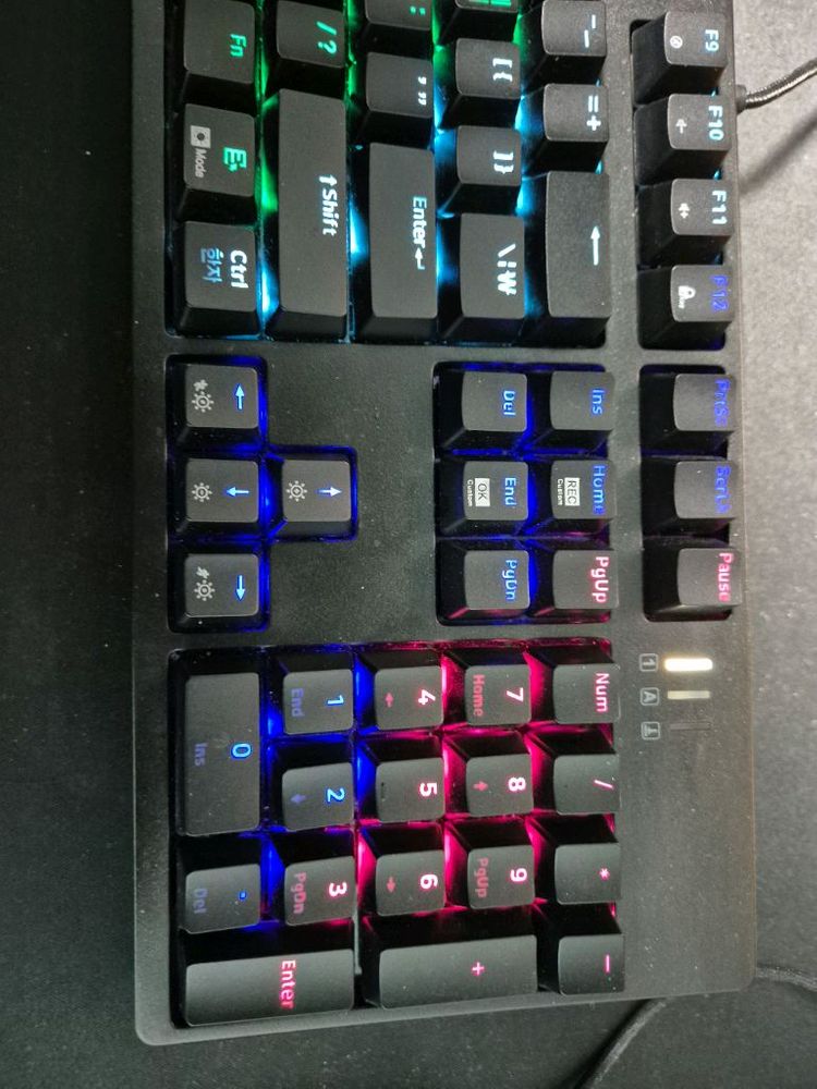 앱코 K660S 기계식 게이밍 키보드 블랙--2