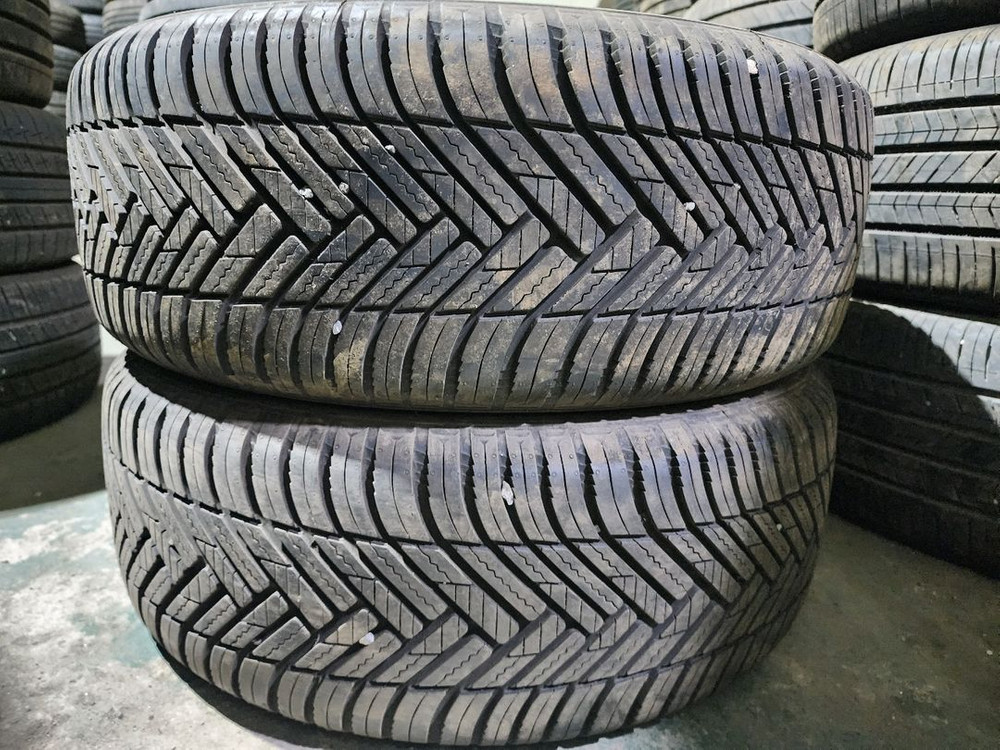 205 55 16 중고타이어 2개--1